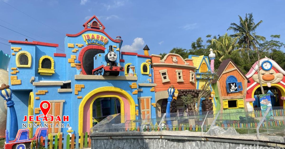 Wisata Taman Kartun Jogja Favorit Keluarga Wisata taman kartun Jogja spot foto warna-warni menarik